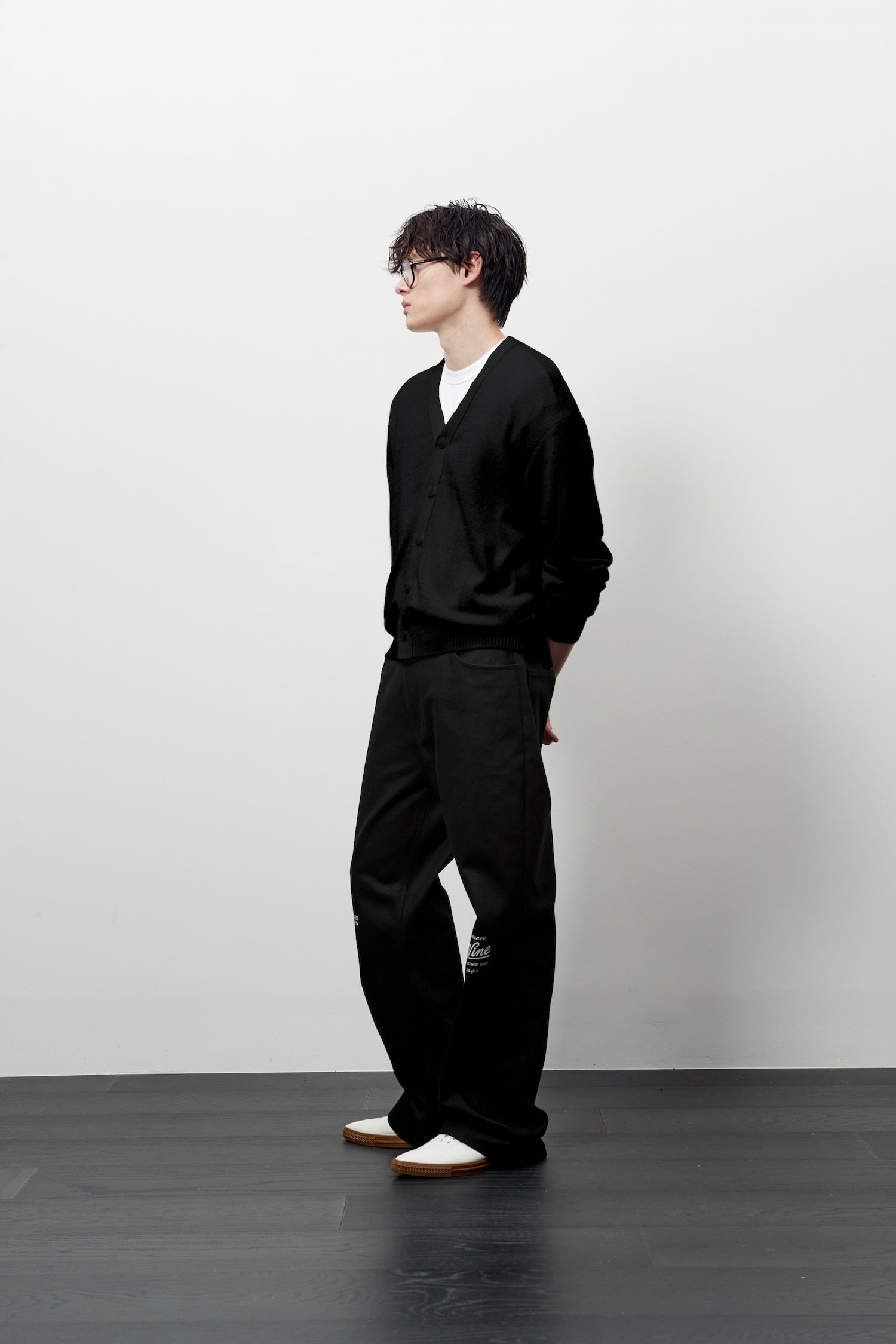 Stu - V- Neck Light Cardigan (Black) product image 13 | TRAB K-Fashion Australia