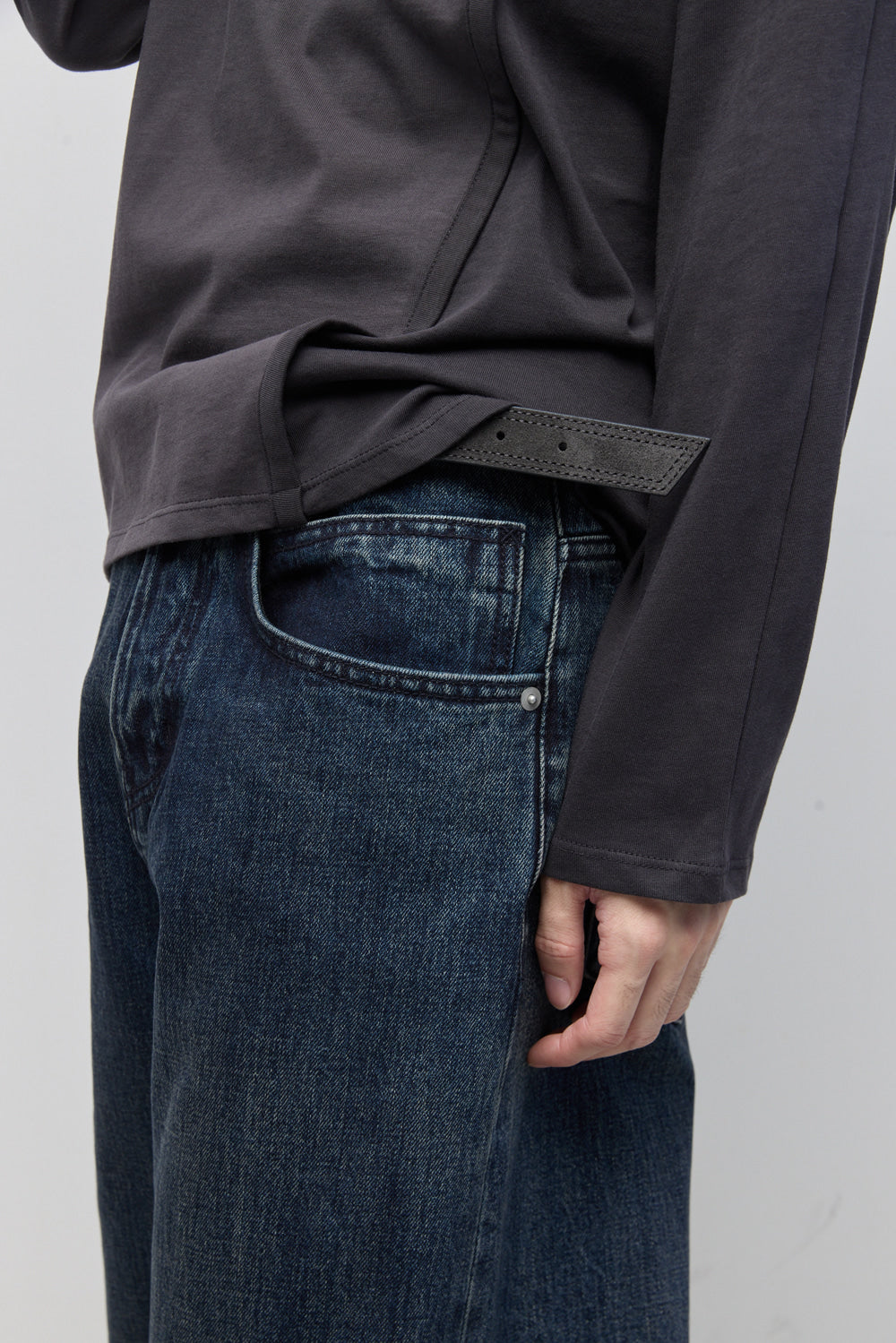 Hatchingroom - Regular Selvedge Jeans (Dark Blue) product image 17 | TRAB K-Fashion Australia