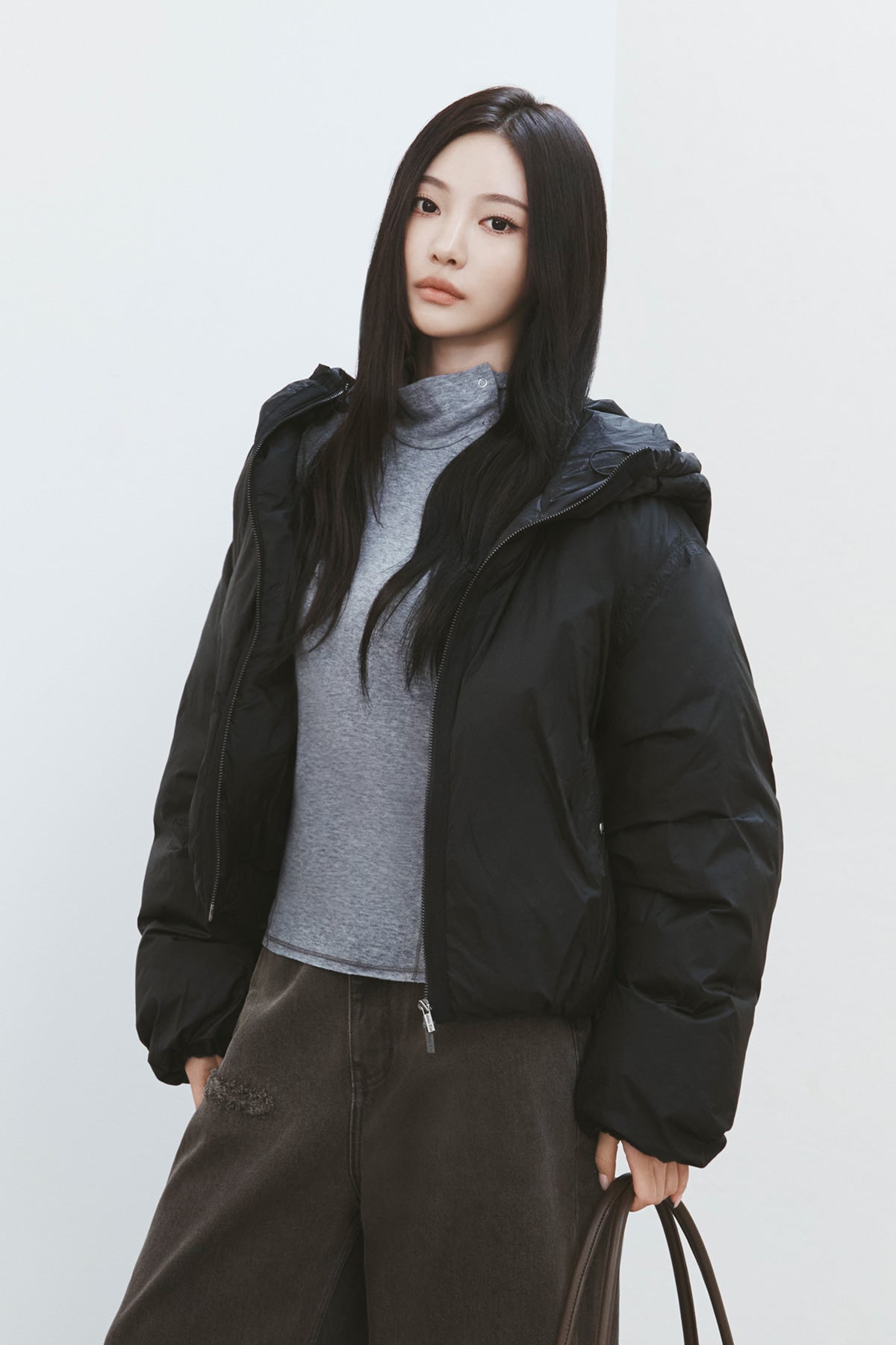 Matin Kim - Back Logo Hoody Short Down Jumper (Black) product image 1 | TRAB K-Fashion Australia