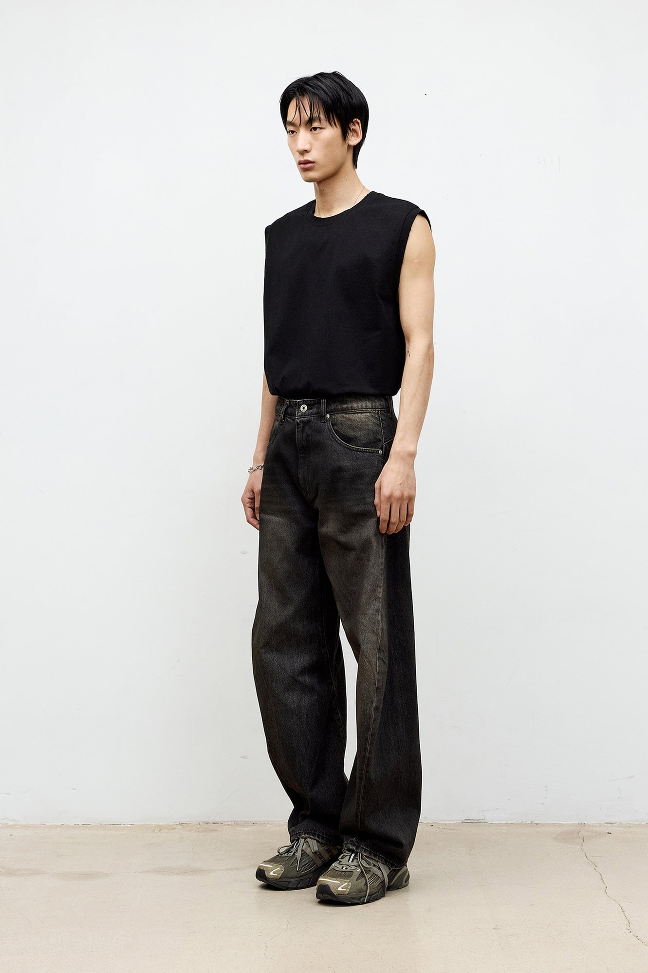 Coor - Washed Engineer Jeans V2 (Washed Black) product image 4 | TRAB K-Fashion Australia