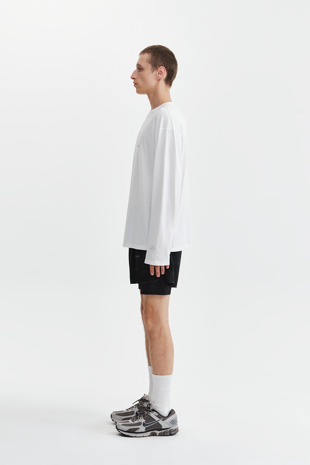 Matin Kim - Matin Pace Sunburst Graffiti Covered Top (Ivory) product image 7 | TRAB K-Fashion Australia