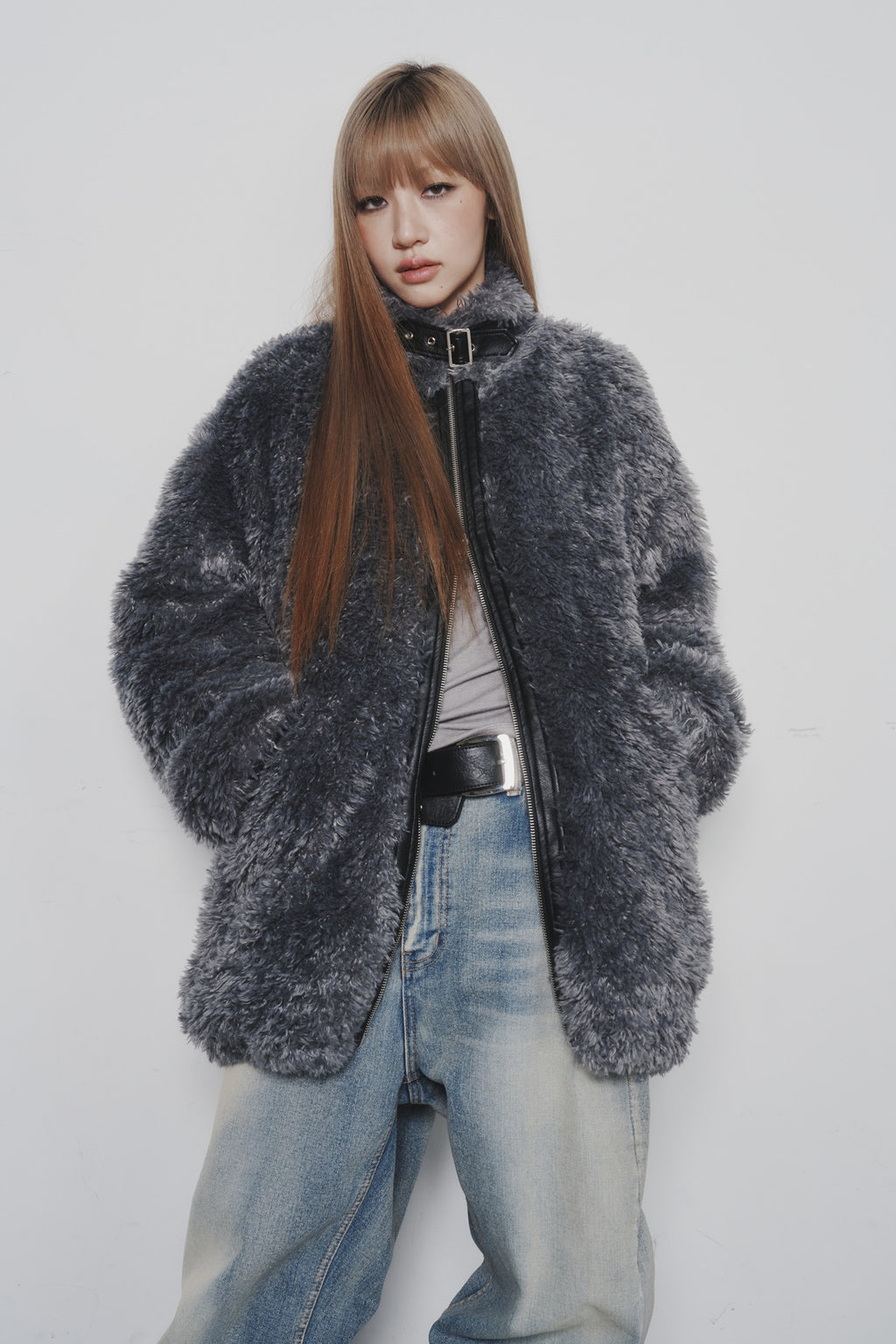 Deinet - Bizzo Point Faux Fur Jumper (Charcoal) product image 10 | TRAB K-Fashion Australia