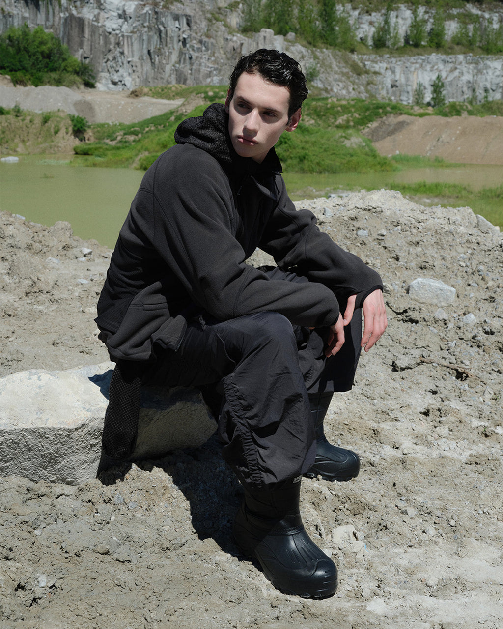 Eastlogue - Montane Waves Fleece Jacket (Black) product image 2 | TRAB K-Fashion Australia