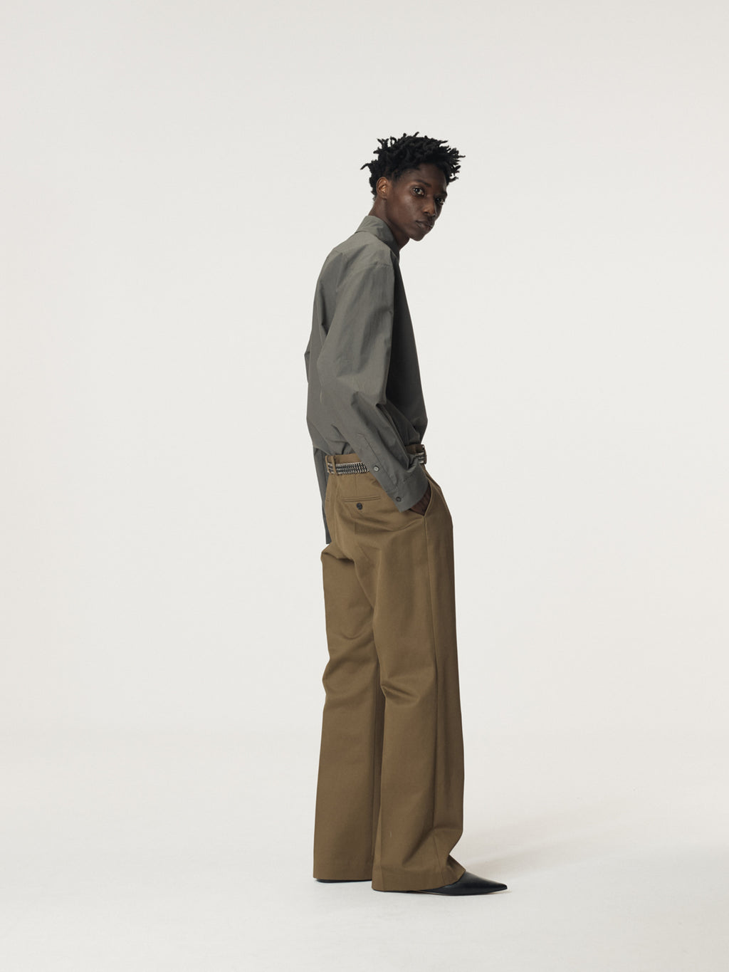 Recto - Powdery Cotton Classic Shirt (Khakish Grey) product image 4 | TRAB K-Fashion Australia