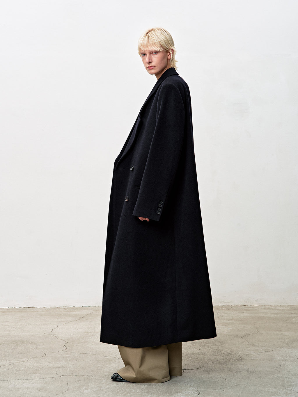 Tonywack - Tailored Double-Breasted Maxi Coat (Navy) product image 8 | TRAB K-Fashion Australia