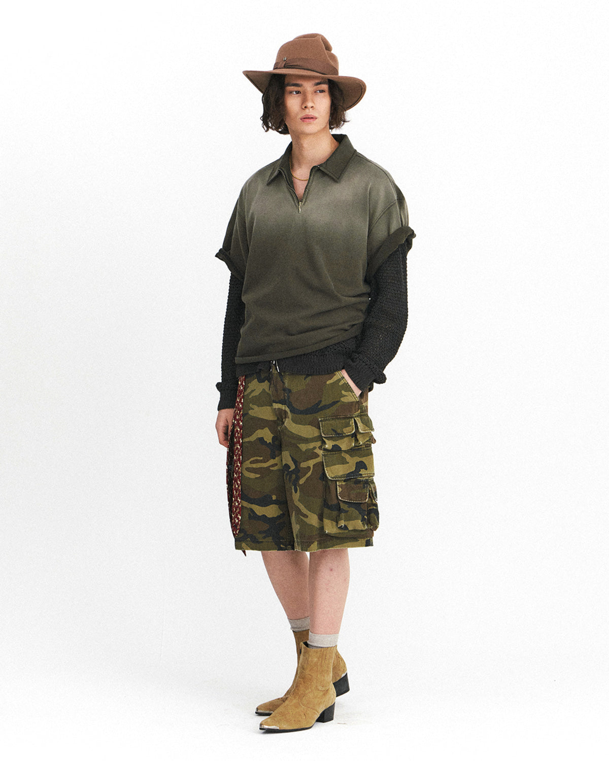 Eastlogue - Cut Out Collar Sweat (Olive) product image 4 | TRAB K-Fashion Australia