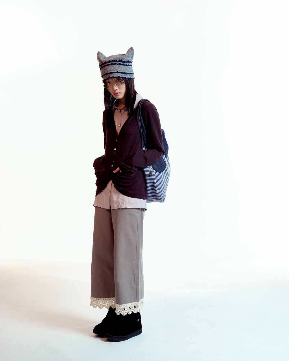 Coyseio - Knit Lace Pants (Ash Brown) product image 3 | TRAB K-Fashion Australia