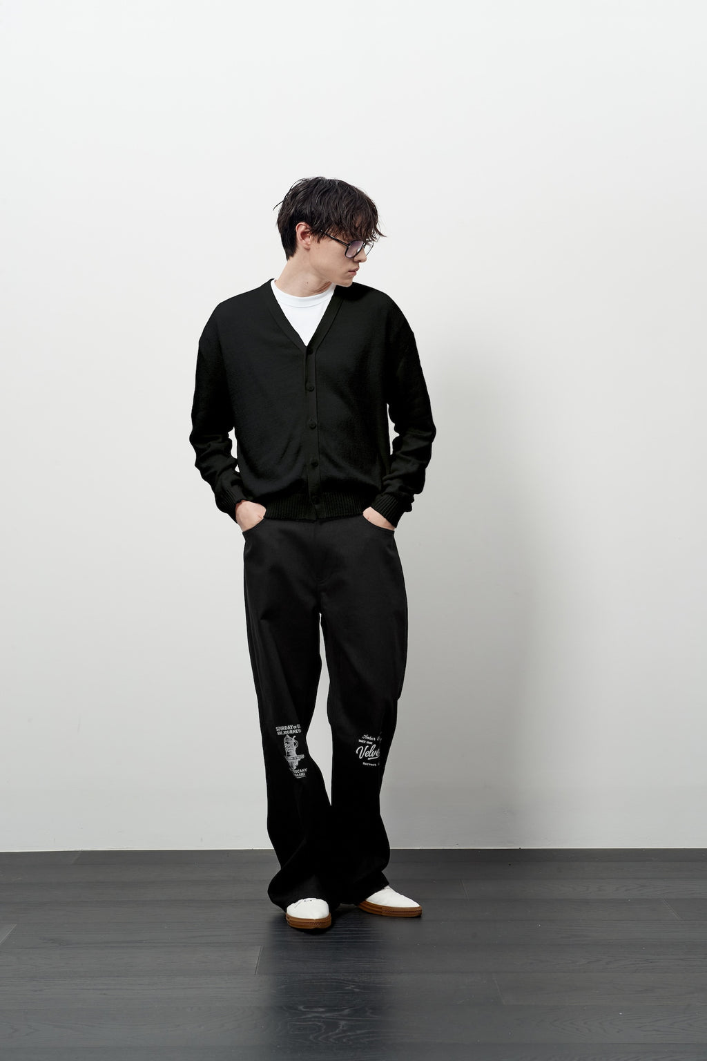 Stu - V- Neck Light Cardigan (Black) product image 11 | TRAB K-Fashion Australia