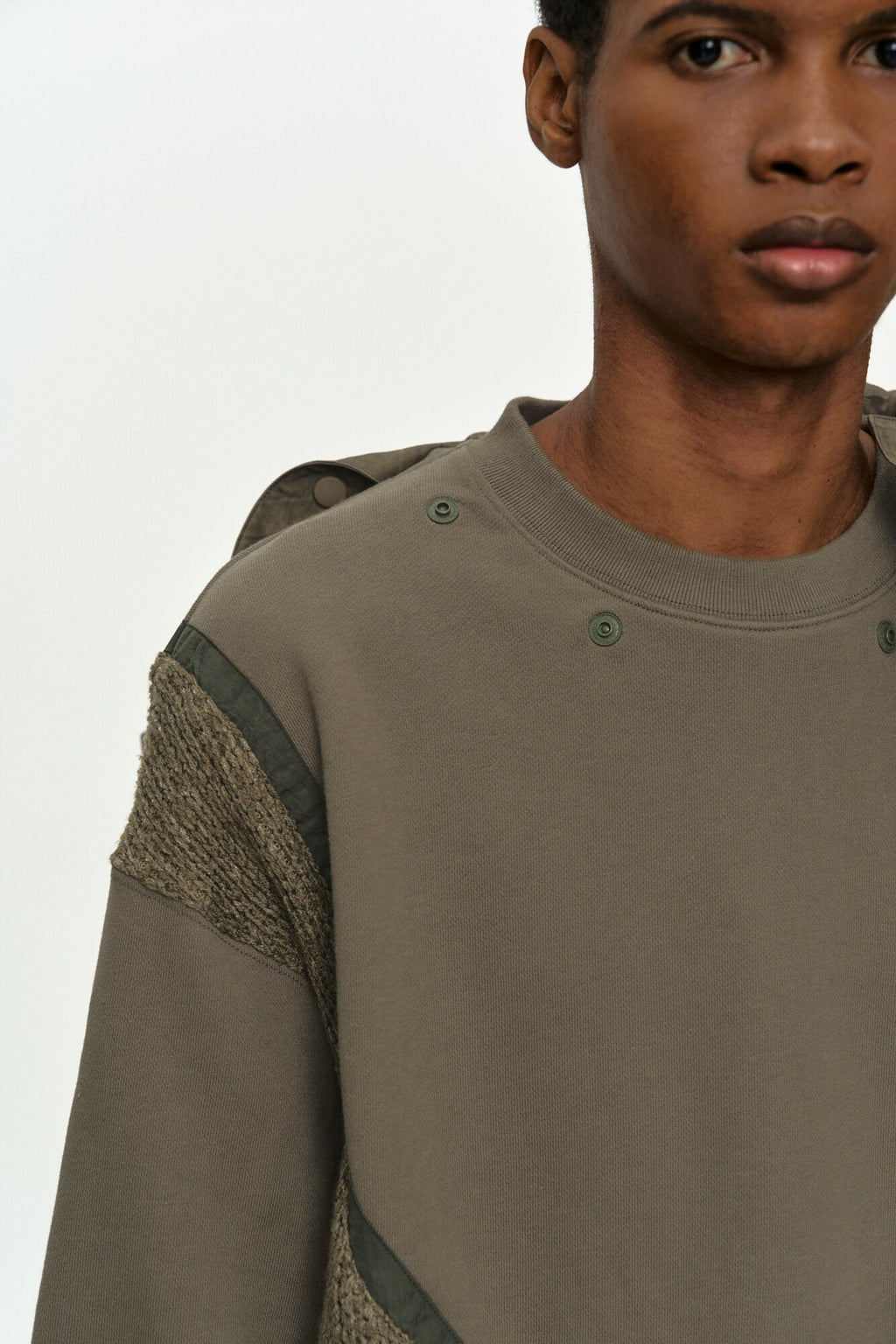 Andersson Bell - Detachable Balaclava Sweatshirt (Khaki) product image 8 | TRAB K-Fashion Australia