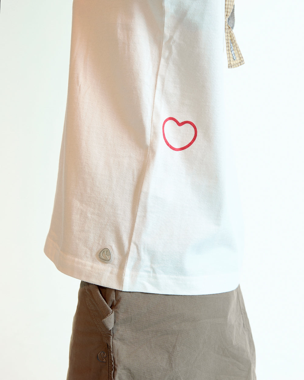 Coyseio - 사랑을 해라 T-Shirt (White) product image 10 | TRAB K-Fashion Australia