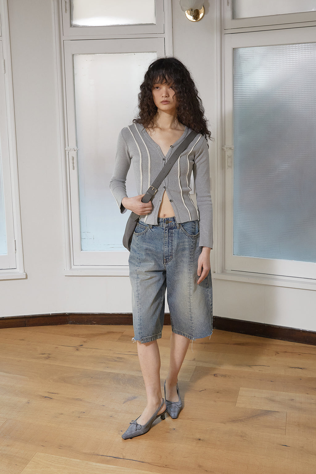 Matin Kim - Hem Point Bermuda Denim Pants (Blue) product image 12 | TRAB K-Fashion Australia