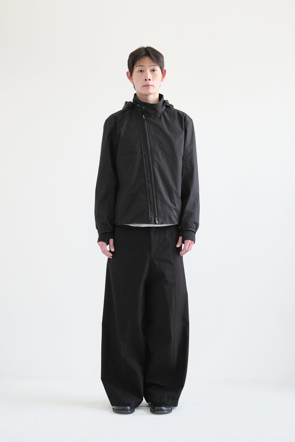 Hatchingroom - Diagonal Zip Jacket V2 (Black) product image 4 | TRAB K-Fashion Australia