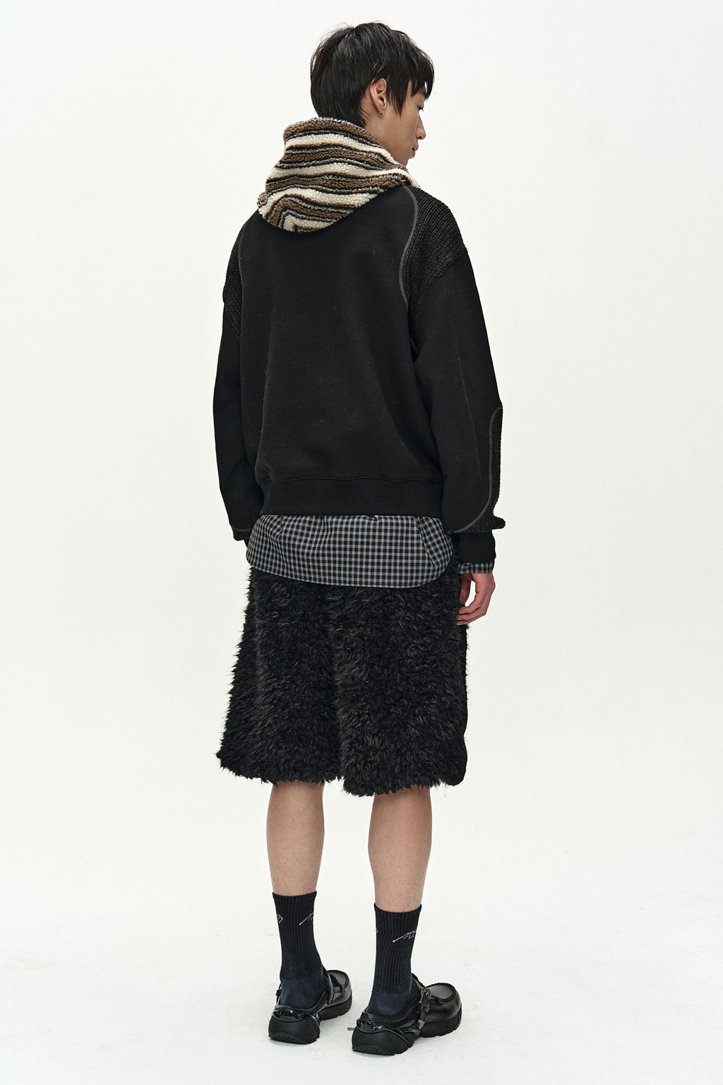 Andersson Bell - Kenley Faux Fur Patchwork Shorts (Black) product image 7 | TRAB K-Fashion Australia