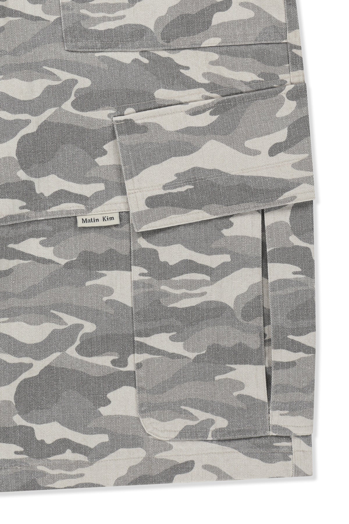 Matin Kim - Camouflage Cargo Bermuda Pants (Grey) product image 4 | TRAB K-Fashion Australia