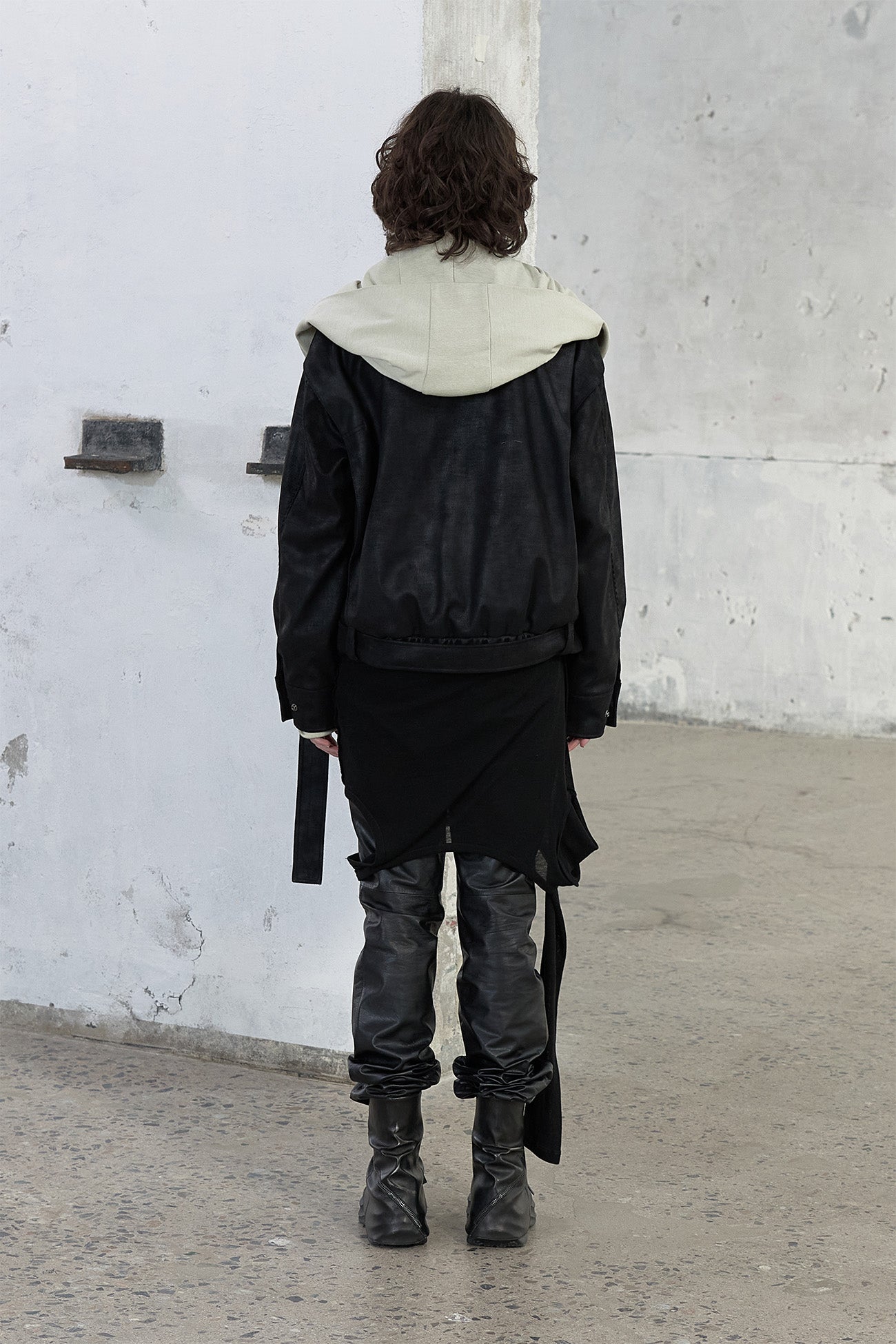 Deinet - Stitch Bomber Jumper (Black) product image 3 | TRAB K-Fashion Australia