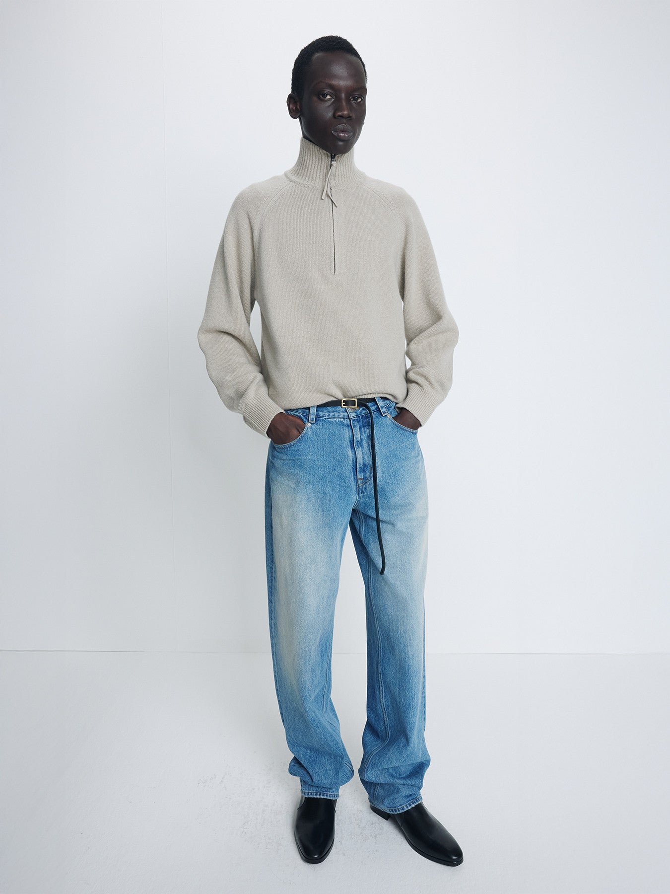 Tonywack - Loose Tapered Denim Jeans (Vintage Washed Blue) product image 4 | TRAB K-Fashion Australia