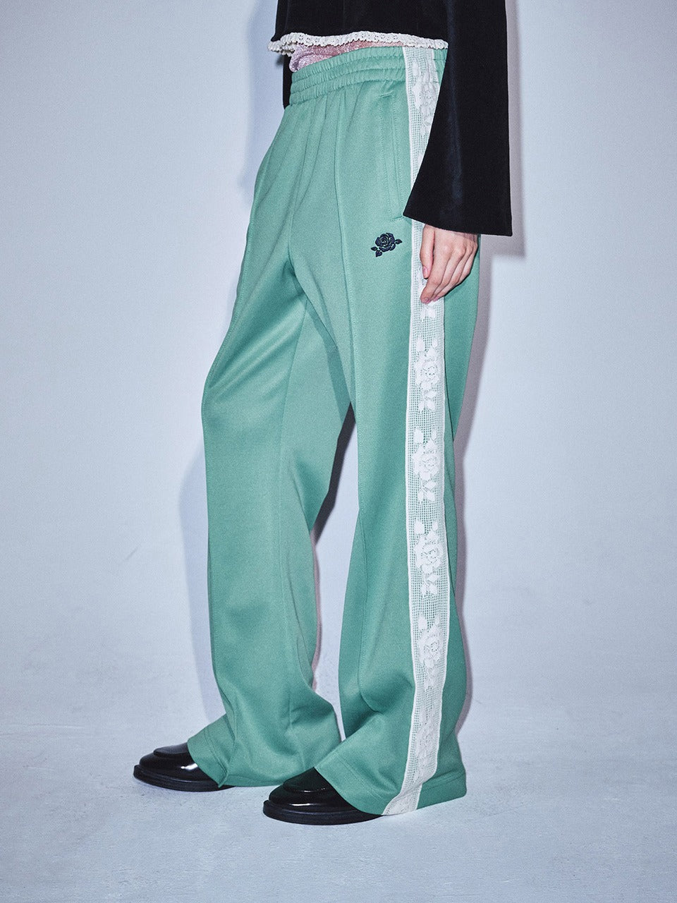 Mardi Mercredi - Track Pants Lace (Green Navy) product image 1 | TRAB K-Fashion Australia