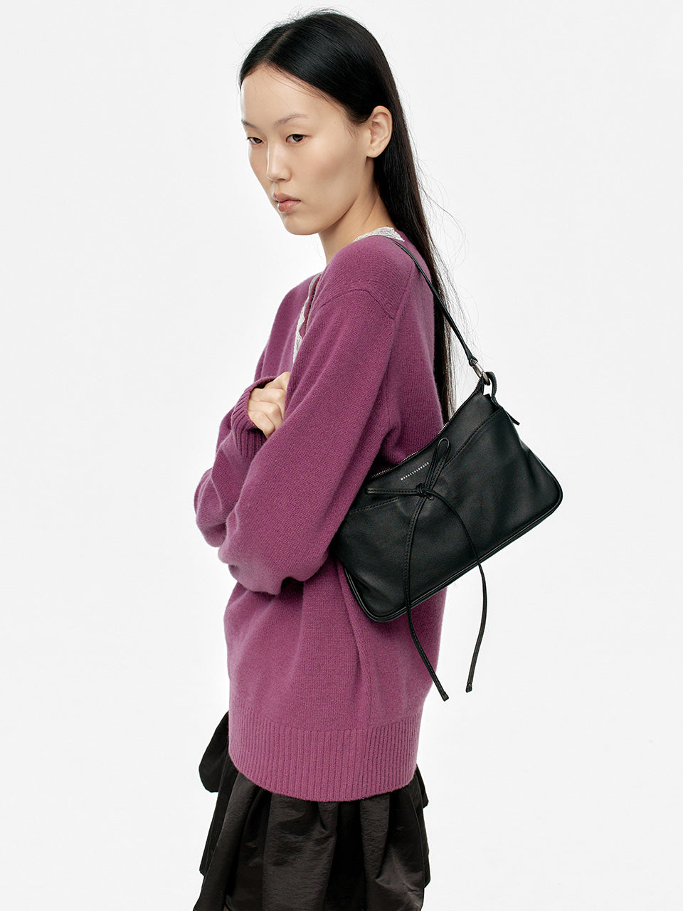 Marge Sherwood - Ribbon Pochette (Black Plain) product image 2 | TRAB K-Fashion Australia