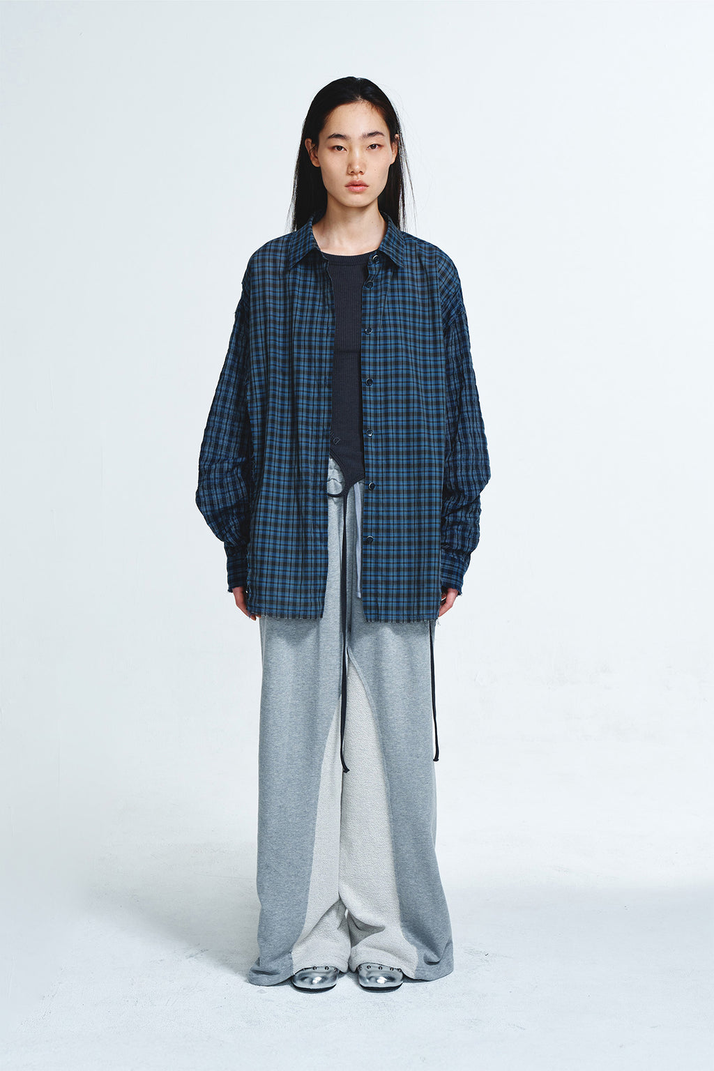 Deinet - Checkered Point Overfit Shirt (Navy) product image 1 | TRAB K-Fashion Australia