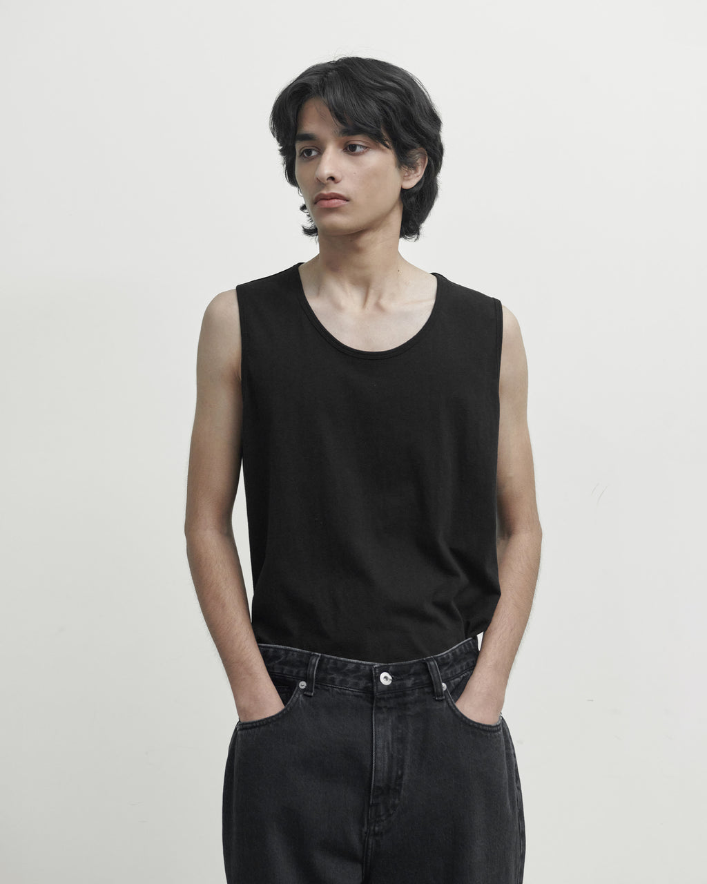 Brownyard - Relax Sleeveless (Black) product image 1 | TRAB K-Fashion Australia