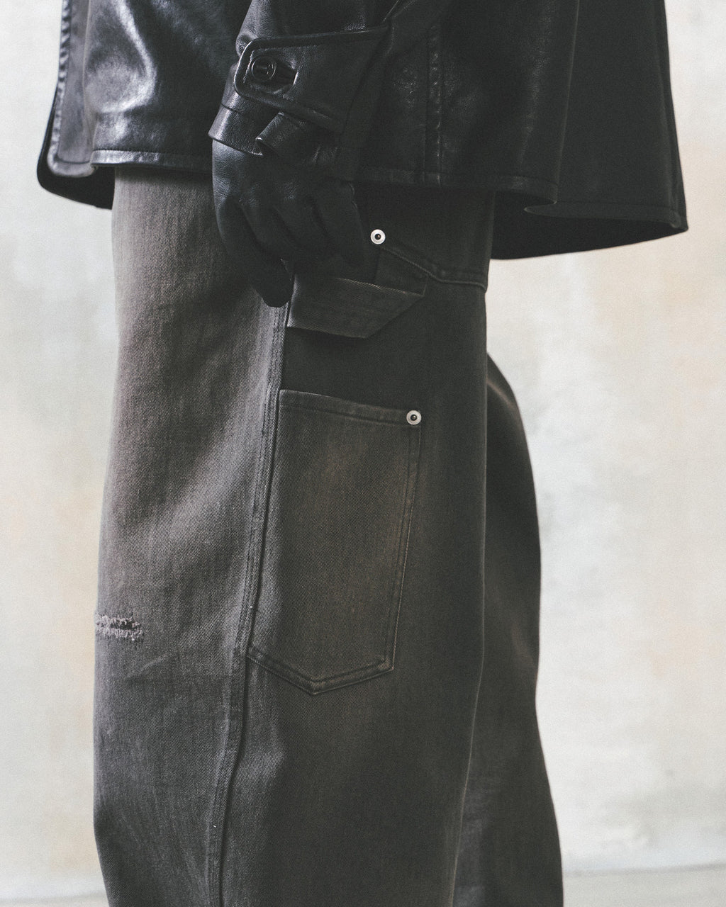 Eastlogue - Damaged Carpenter Pants (Vintage Charcoal) product image 3 | TRAB K-Fashion Australia