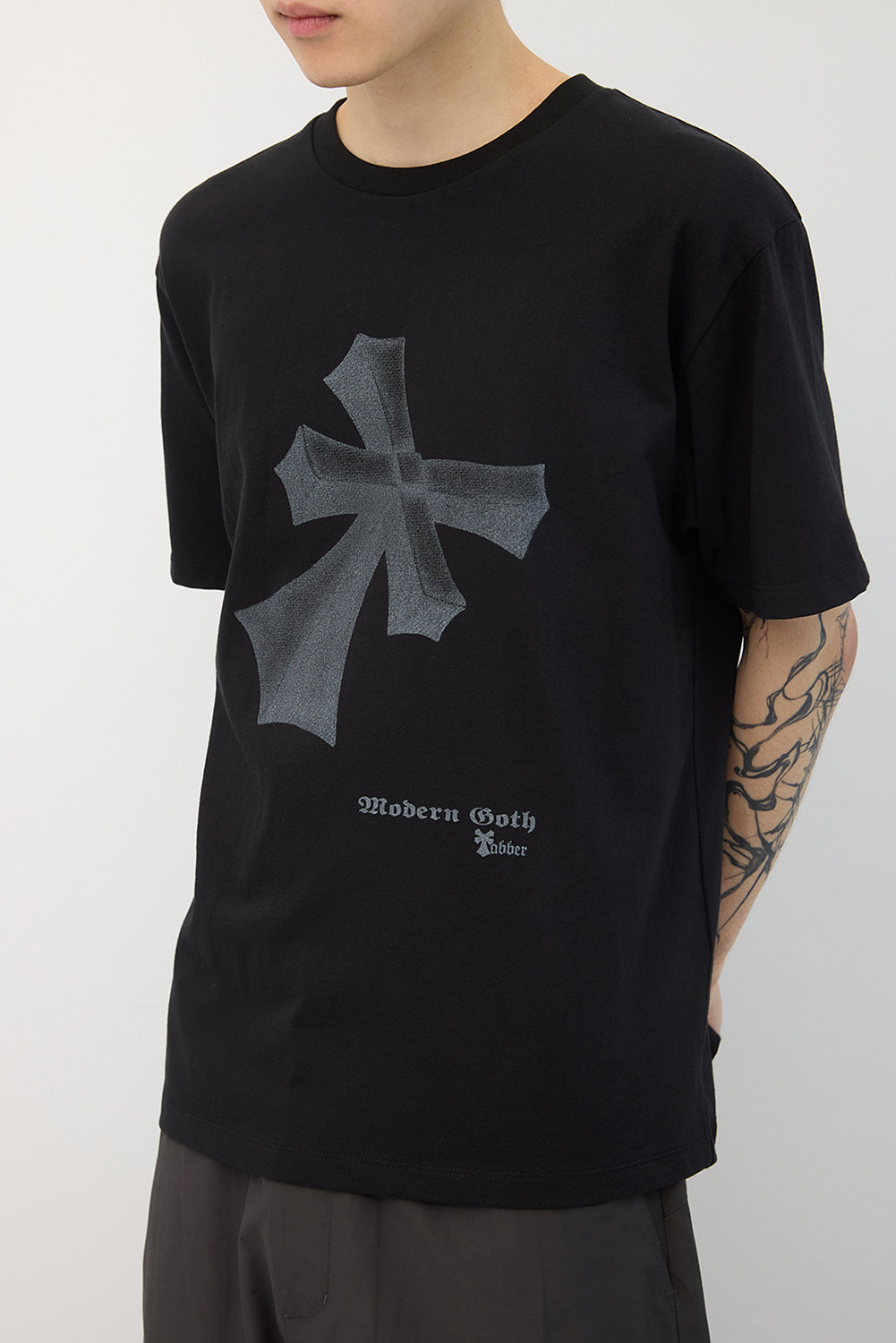 Hatchingroom - Tabber Symbol Graphic T-shirt (Black) product image 15 | TRAB K-Fashion Australia
