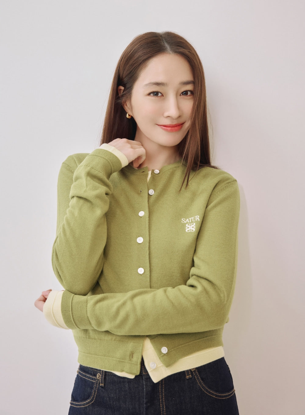 Satur - [LeeMinjung Pick] (W) Loren Basic Crewneck Fine Cardigan (Olive Green) product image 1 | TRAB K-Fashion Australia