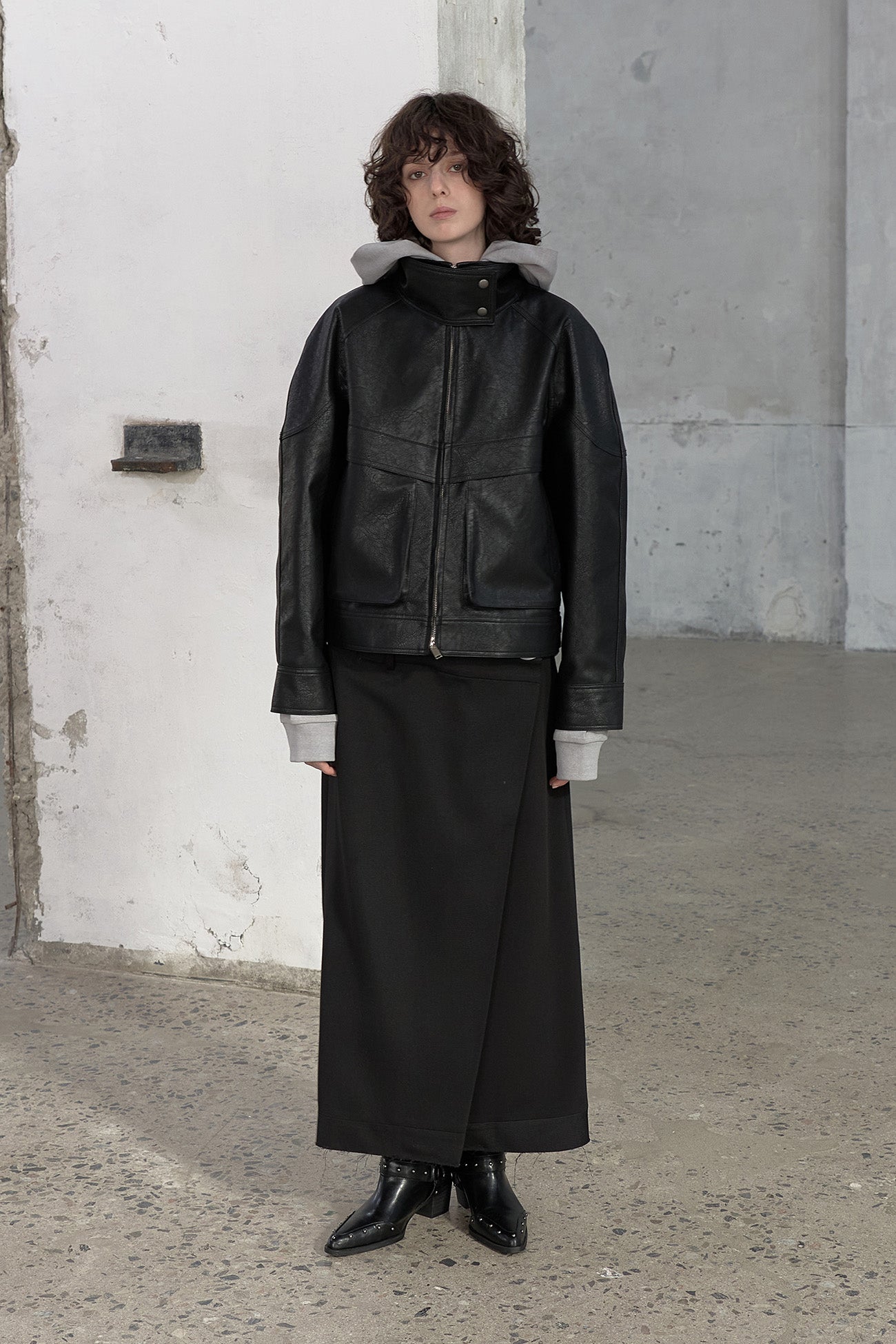 Deinet - Construct Panel Jacket (Black) product image 4 | TRAB K-Fashion Australia