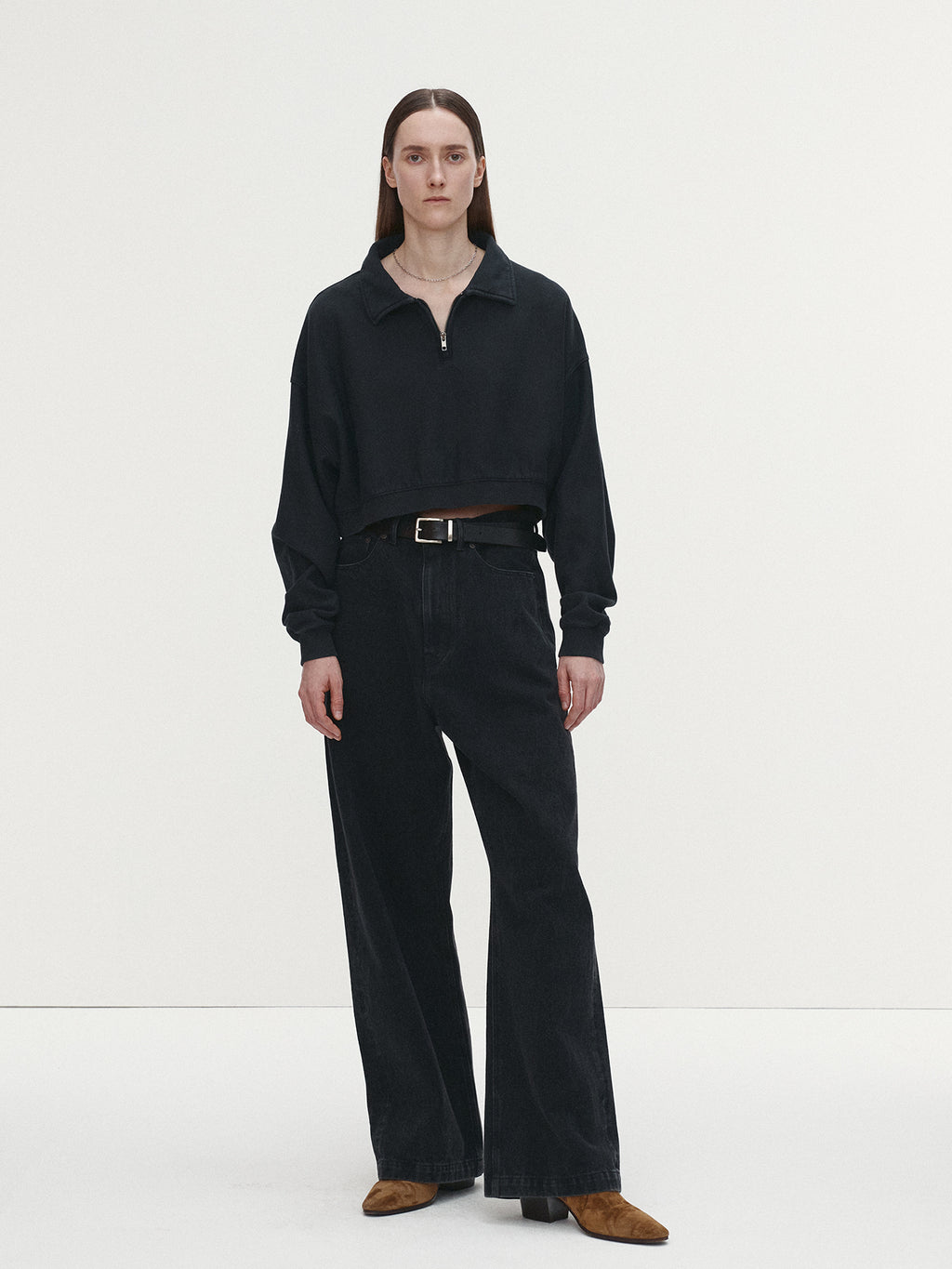 Tonywack - Garment-Dyed Cropped Zip Up Sweatshirt (Faded Black) product image 2 | TRAB K-Fashion Australia