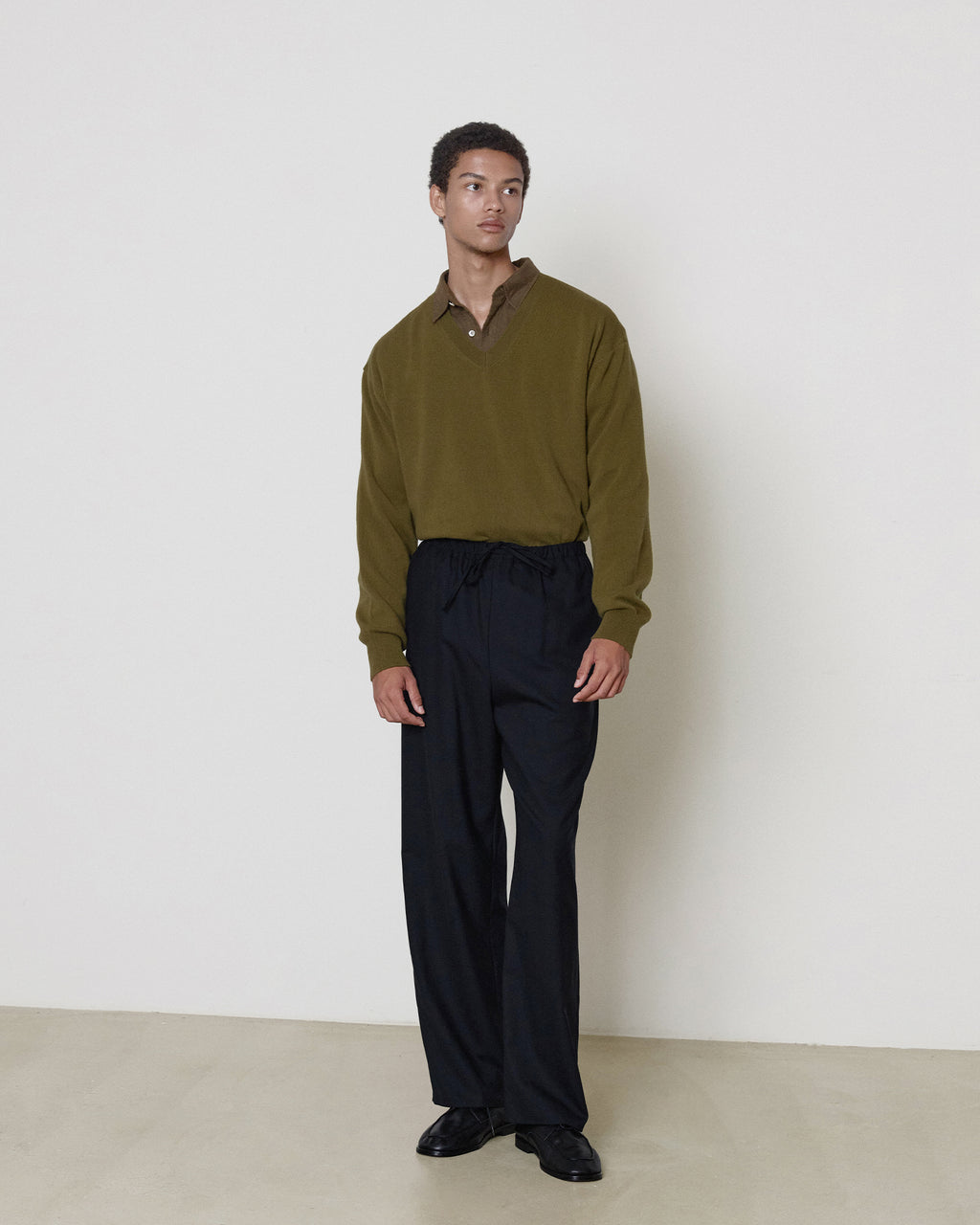 Brownyard - Extra Super Fine V Neck Knit (Olive) product image 1 | TRAB K-Fashion Australia