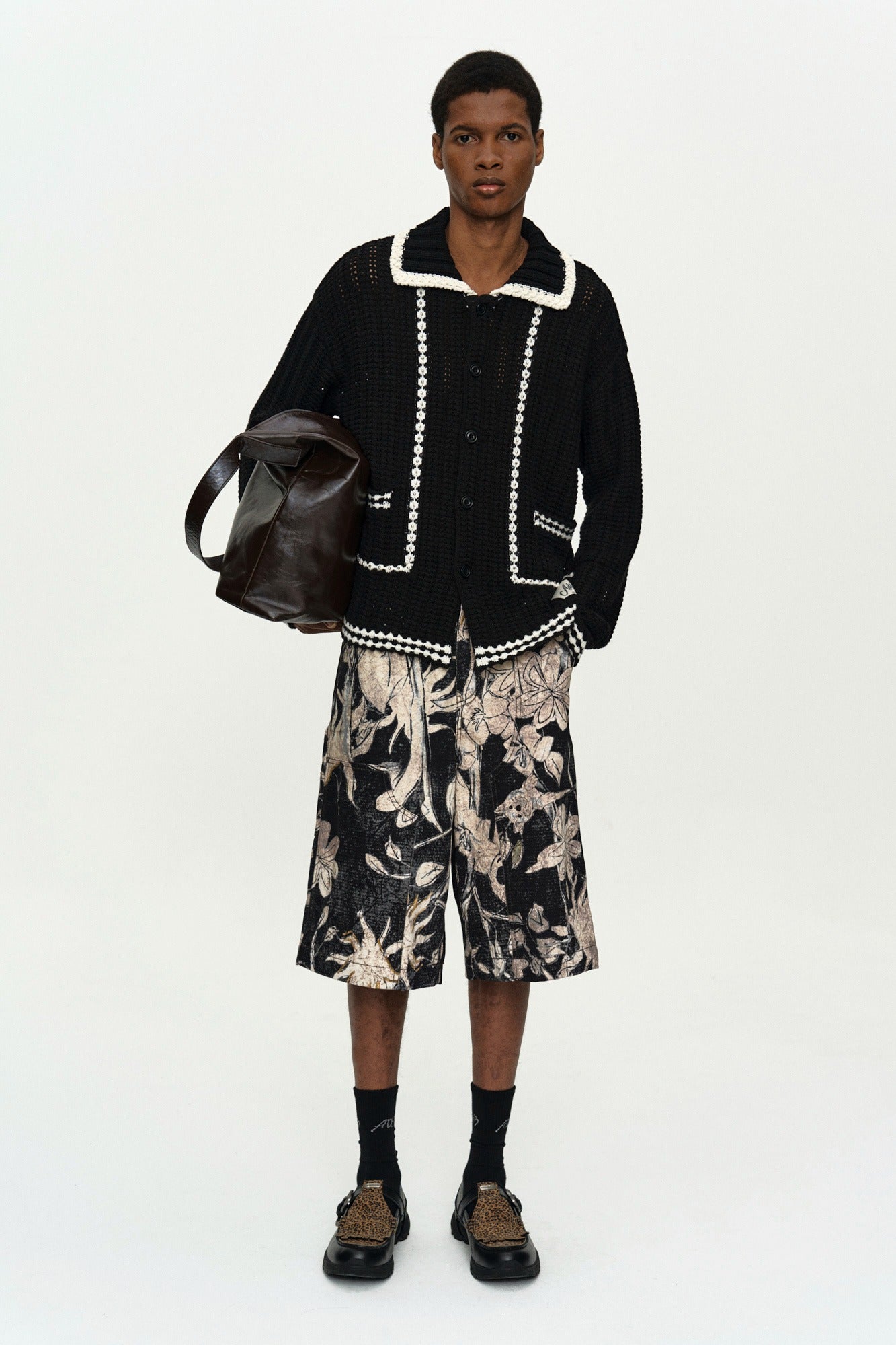 Andersson Bell - Unisex New Fantasia Collar Cardigan (Black) product image 1 | TRAB K-Fashion Australia