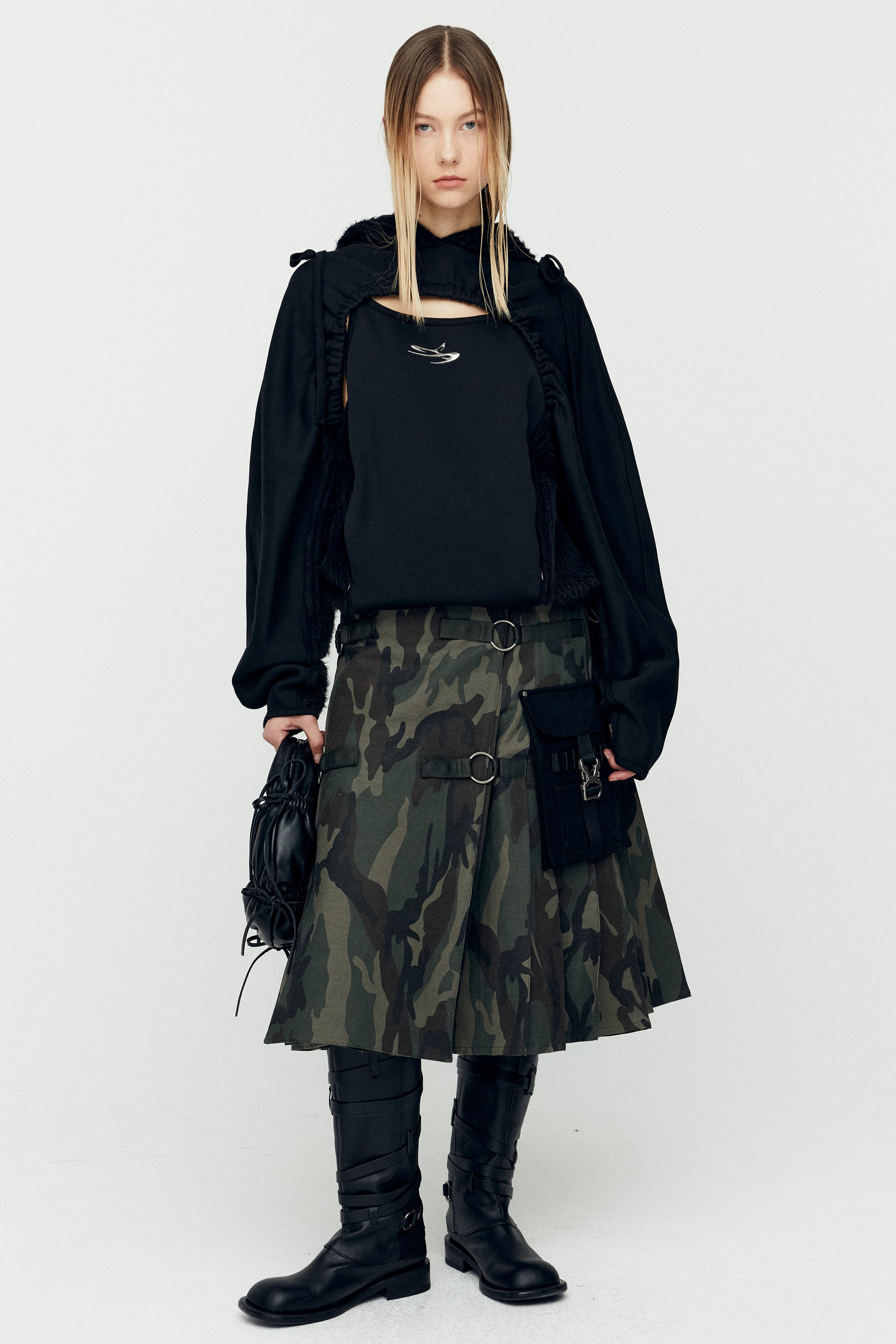 Andersson Bell - (essential) Cut Out Shirring Hoodie (Black) product image 5 | TRAB K-Fashion Australia