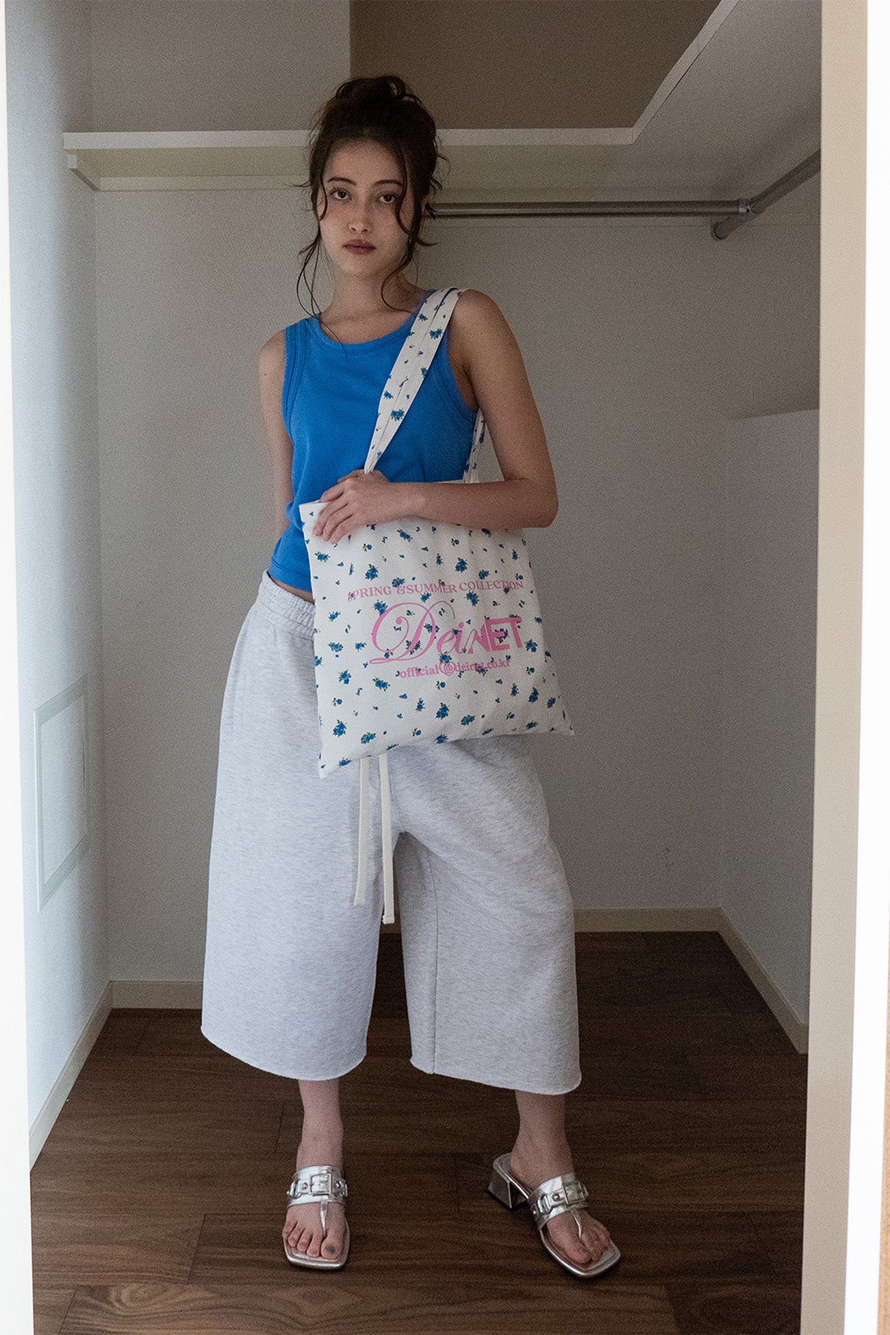 Deinet - Dn Script Sweat Bermuda Pants (Light Grey) product image 6 | TRAB K-Fashion Australia