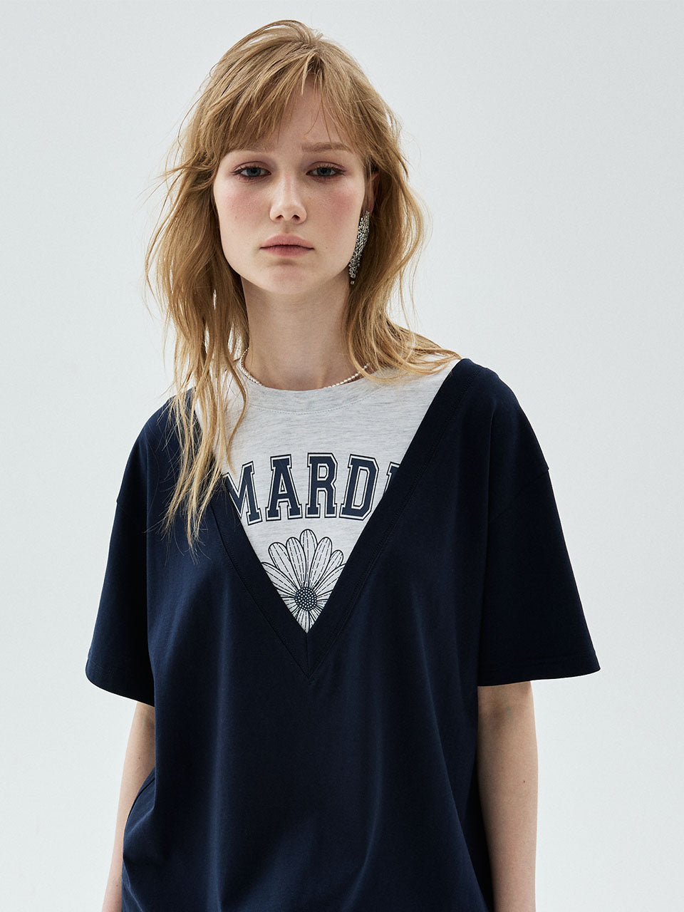 Mardi Mercredi - Oversized Tshirt V Neck Layered Detail (Navy) product image 1 | TRAB K-Fashion Australia
