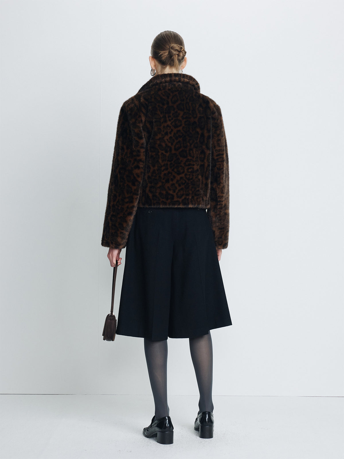 Tonywack - Leopard Faux Fur Zippered Jacket (Brown Leopard Print) product image 3 | TRAB K-Fashion Australia
