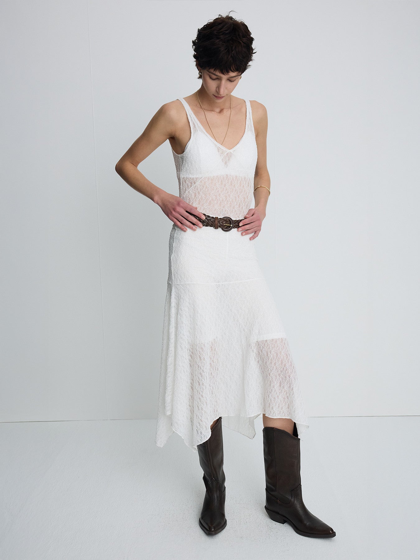 Tonywack - Lace Sleeveless Maxi Dress (Off White) product image 3 | TRAB K-Fashion Australia