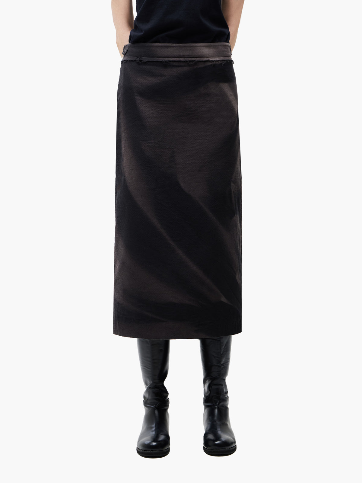 Jiyong Kim - Sun-Bleached Raw-Edge Skirt (Black) product image 2 | TRAB K-Fashion Australia