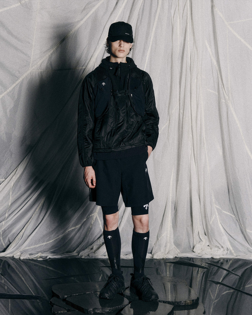 Eastlogue - Quilted Mixed Pullover (Black) product image 1 | TRAB K-Fashion Australia