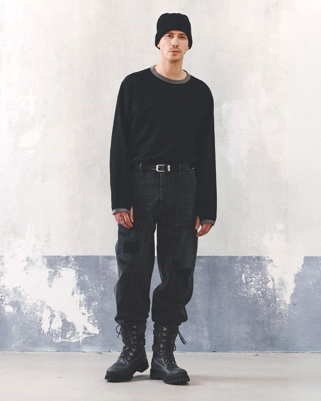 Eastlogue - Thumb Hole Ringer L.s T-shirts (Black & Charcoal) product image 1 | TRAB K-Fashion Australia