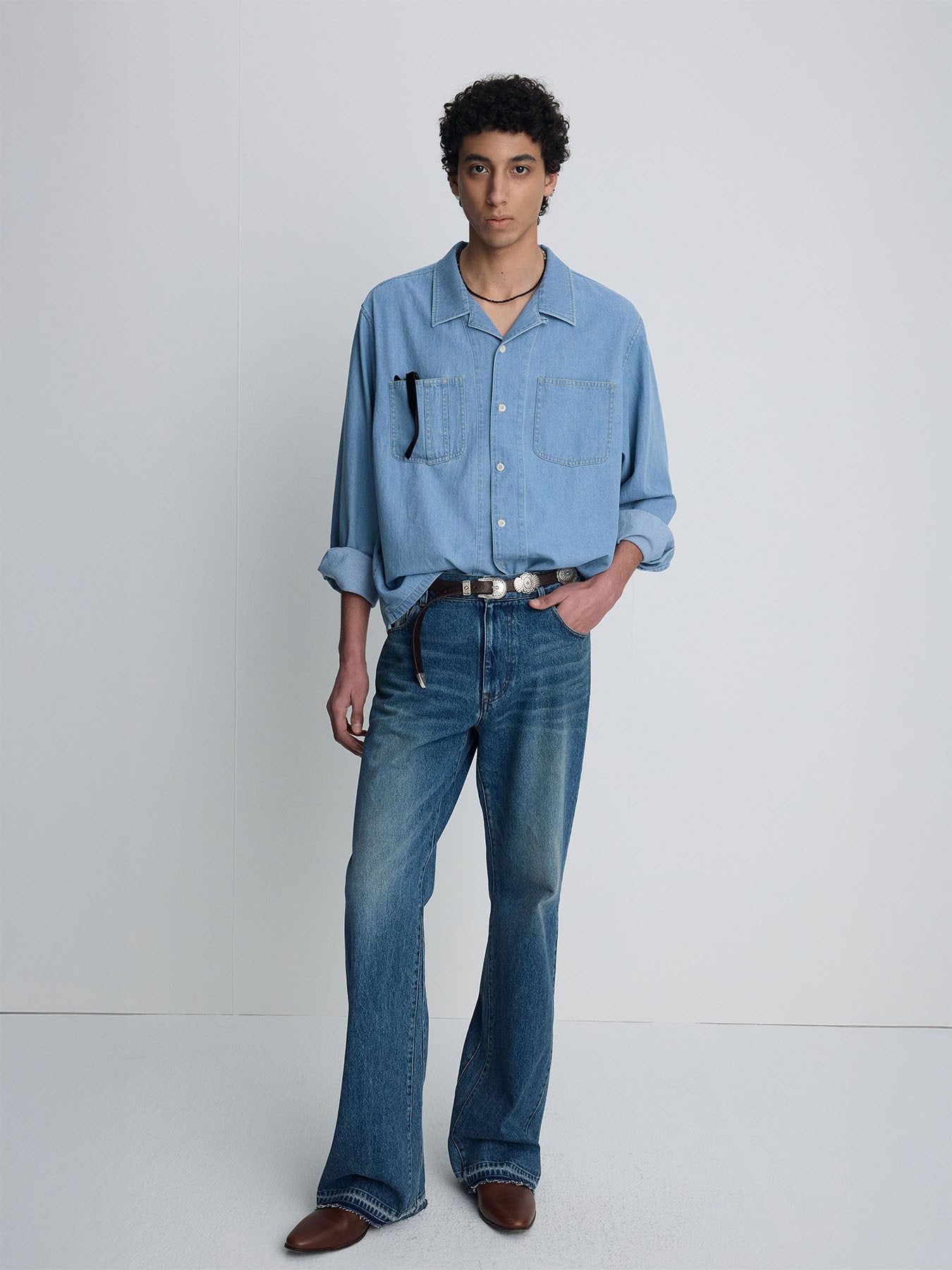 Tonywack - Two Pocket Soft Denim Shirt (Light Indigo) product image 4 | TRAB K-Fashion Australia