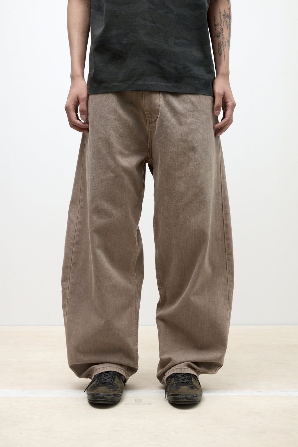 Hatchingroom - Curve Jeans Washed (Beige) product image 9 | TRAB K-Fashion Australia