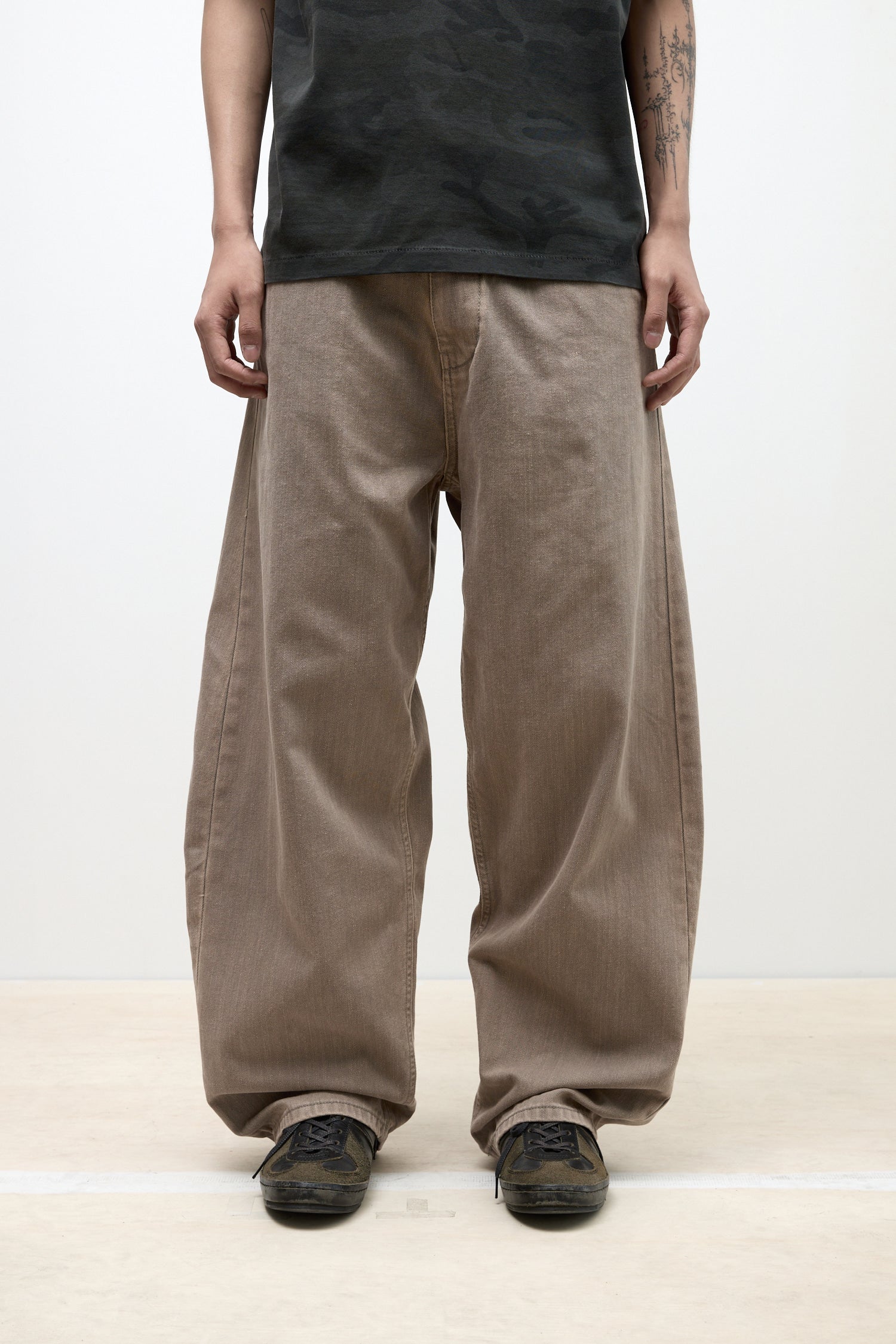 Hatchingroom - Curve Jeans Washed (Beige) product image 9 | TRAB K-Fashion Australia