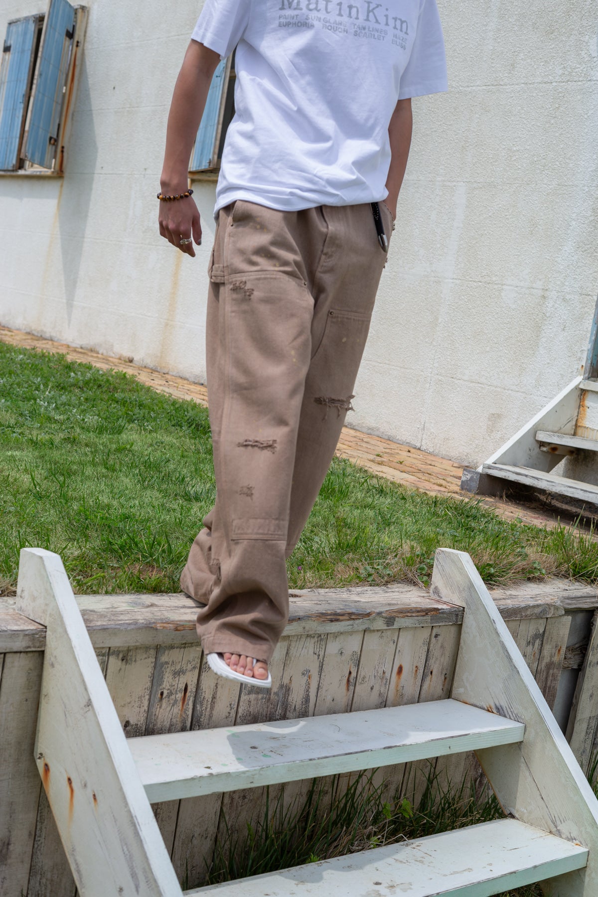 Matin Kim - Sweat Printing Logo Top (White) product image 9 | TRAB K-Fashion Australia