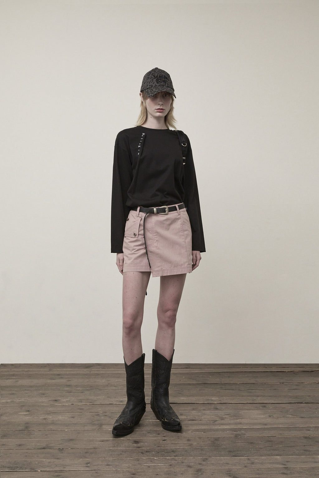 Matin Kim - Tuck Point Long Sleeve Top (Black) product image 9 | TRAB K-Fashion Australia