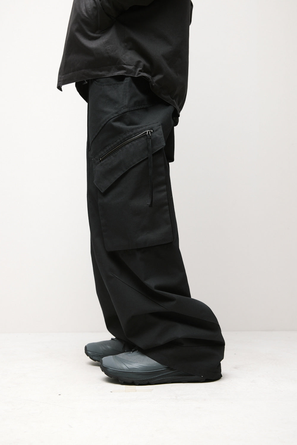 Hatchingroom - Darted Cargo Pants (Blue Black) product image 10 | TRAB K-Fashion Australia
