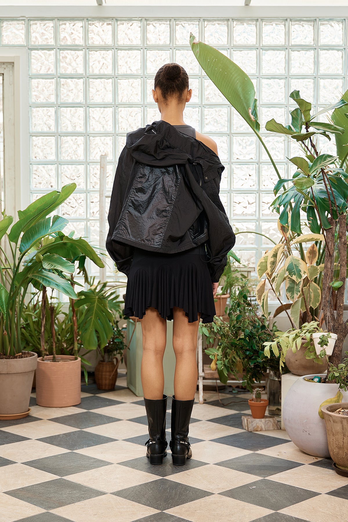 Matin Kim - Hoody Point Crop Light Windbreaker (Black) product image 9 | TRAB K-Fashion Australia