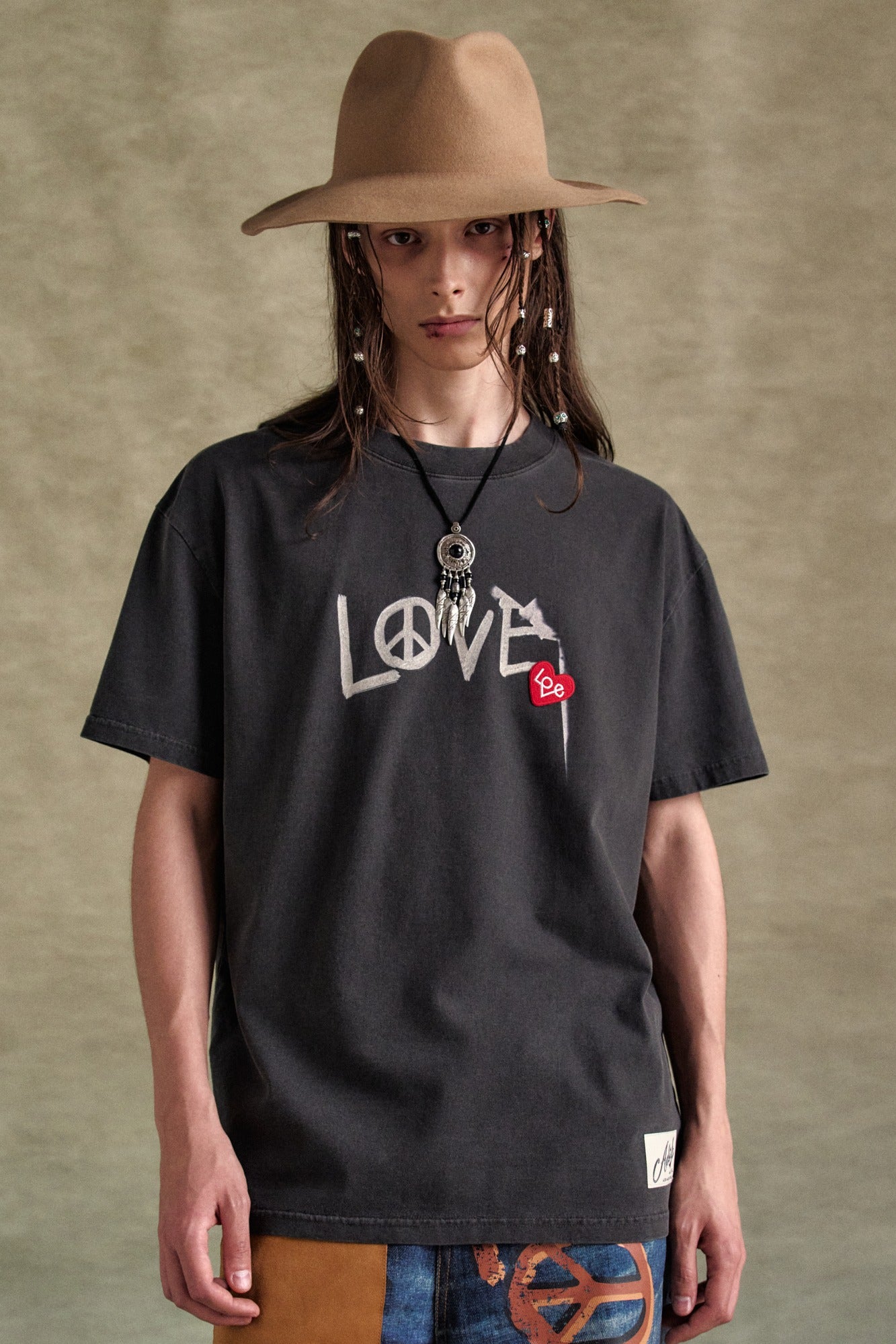 Andersson Bell - Unisex Love T-Shirt (Charcoal) product image 1 | TRAB K-Fashion Australia