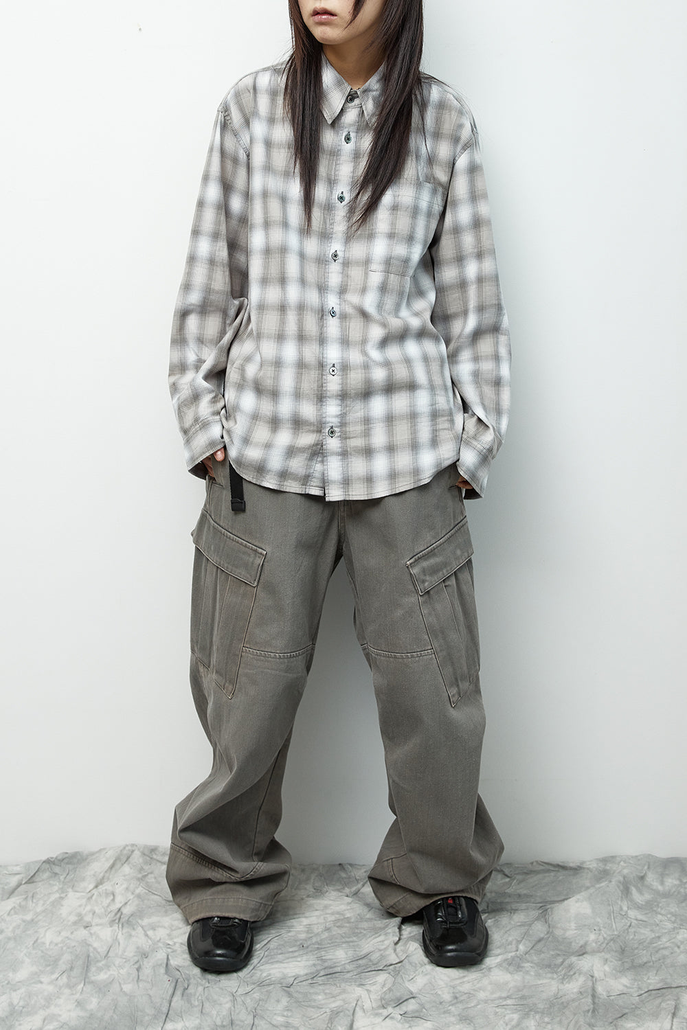 Hatchingroom - Museum Shirt Ombre Olive (Grey) product image 10 | TRAB K-Fashion Australia