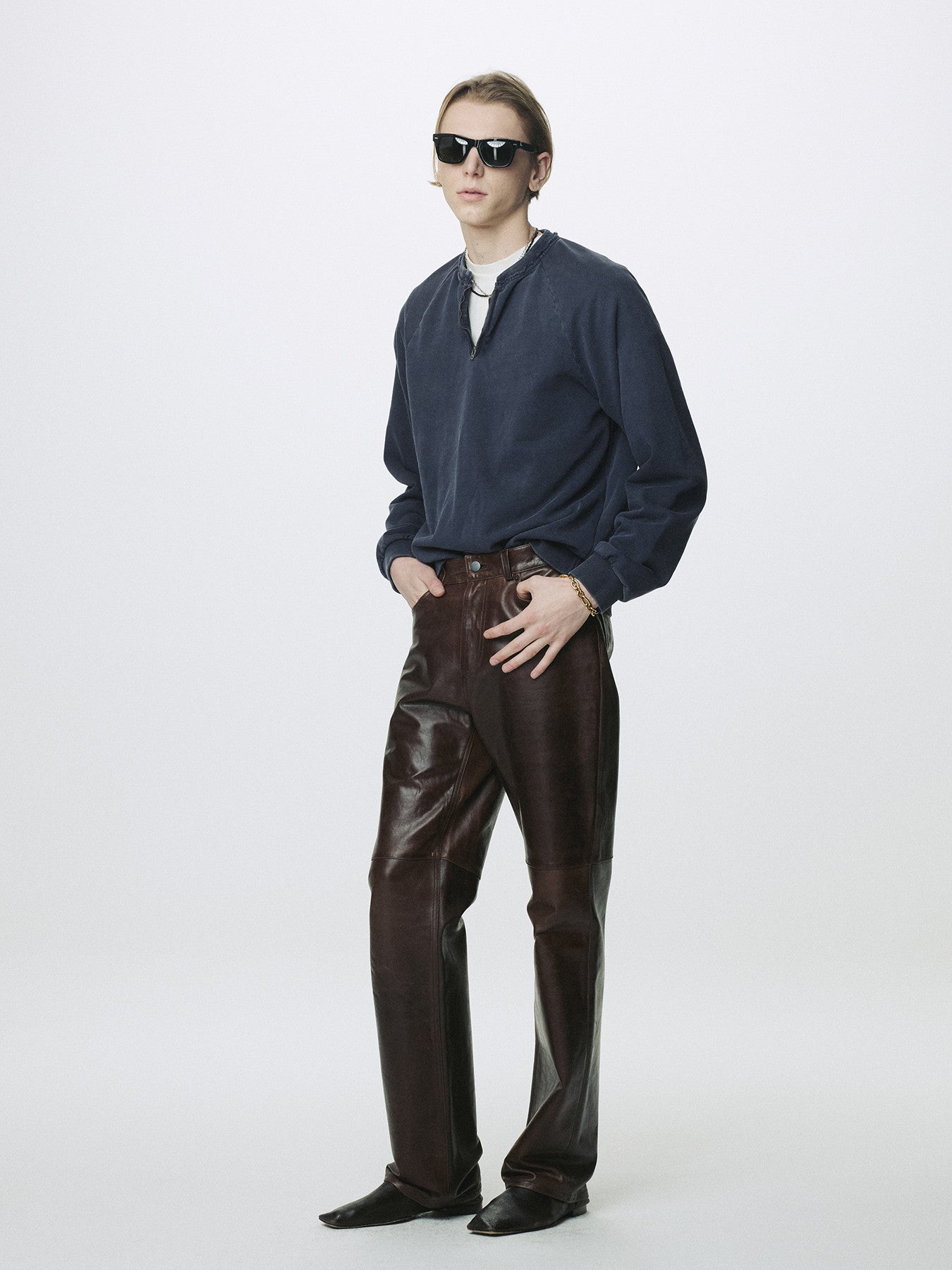 Tonywack - Garment Dyed Zip Sweatshirt (Faded Navy) product image 2 | TRAB K-Fashion Australia
