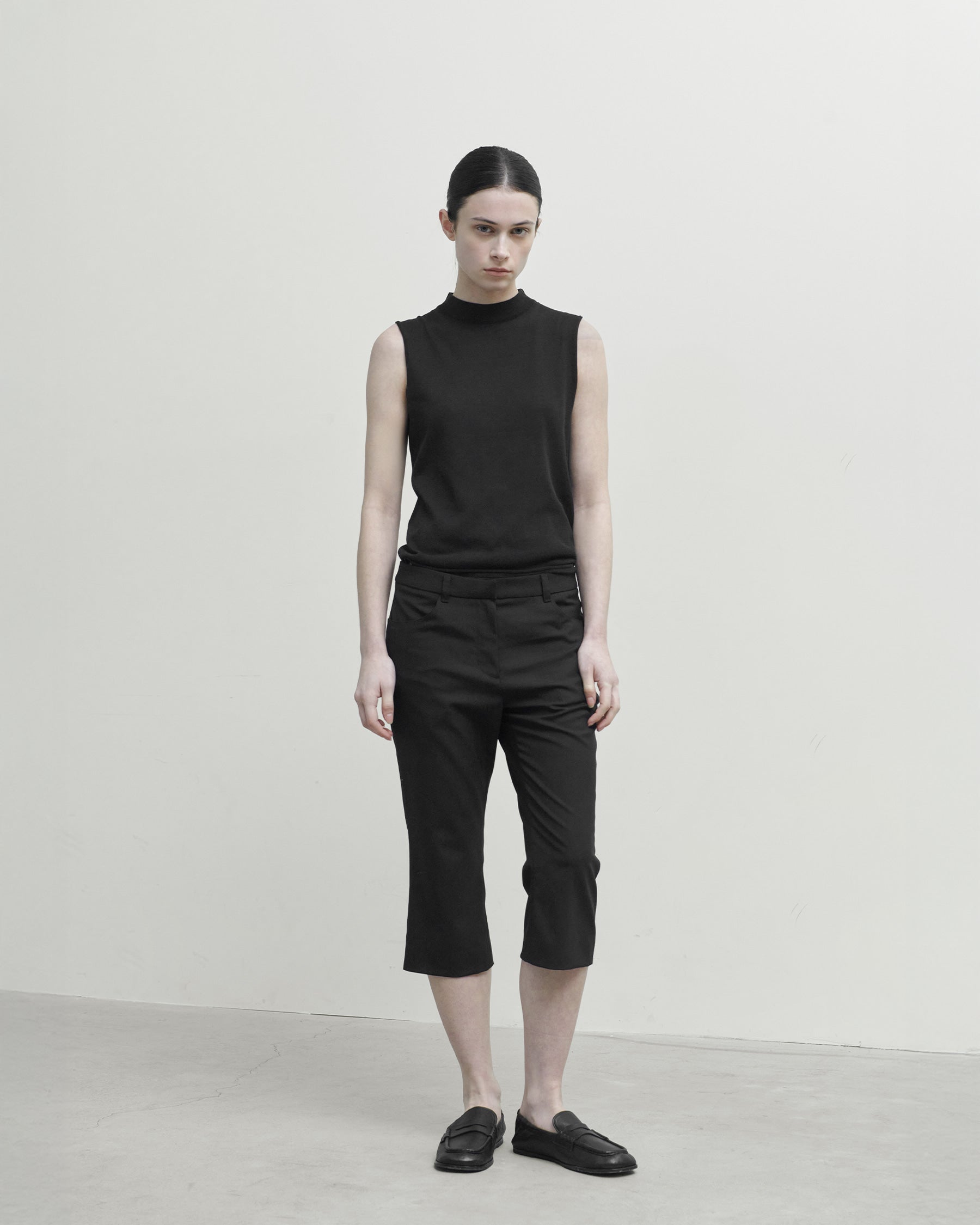Brownyard - Knee Flare Pants (Black) product image 1 | TRAB K-Fashion Australia